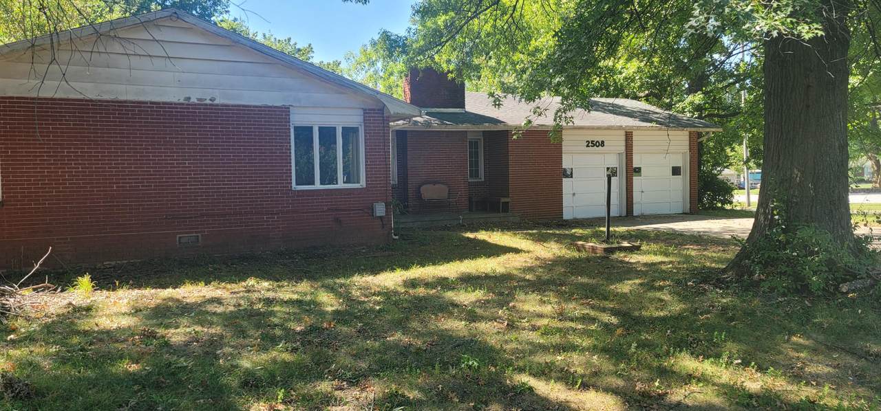 2508 Seminole Street - Photo 1