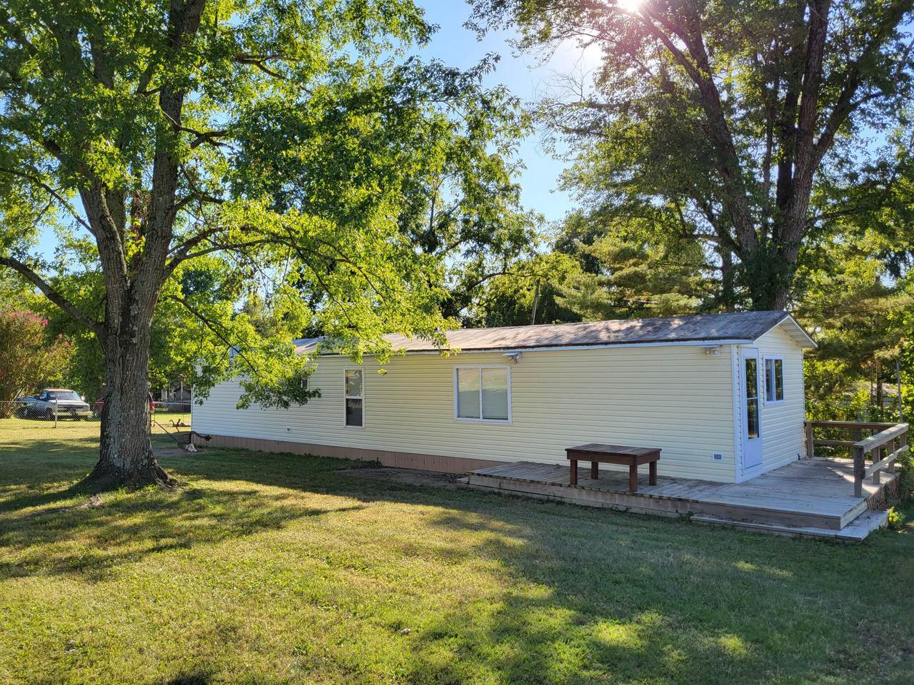 109 Banjo Drive - Photo 1