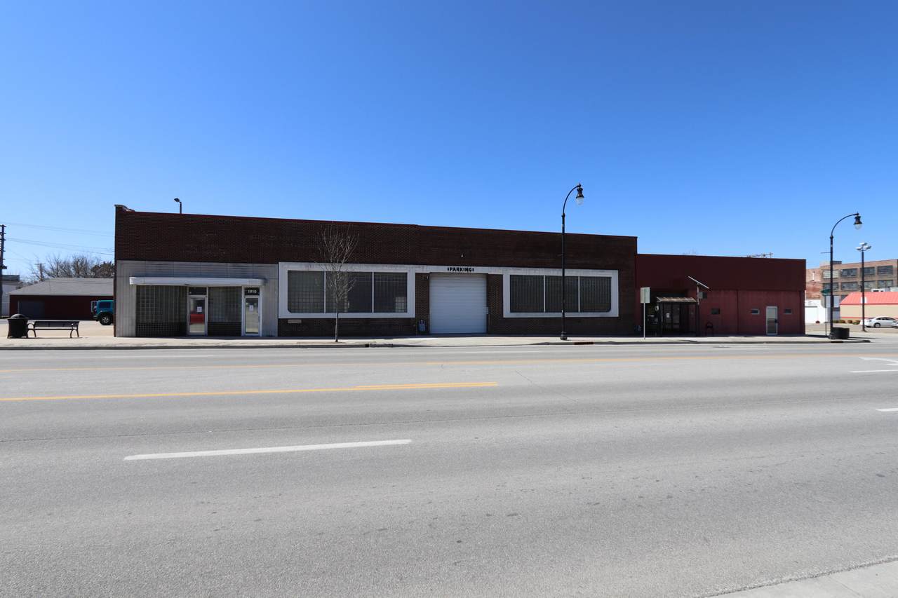 1902-1910 Main Street - Photo 1