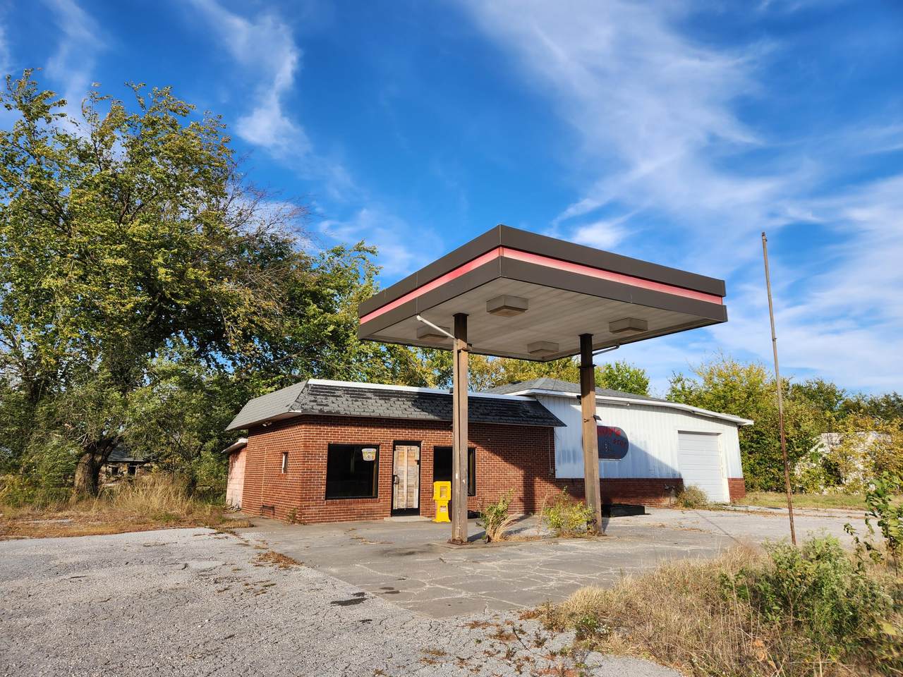 315 W Bass Street Street - Photo 1