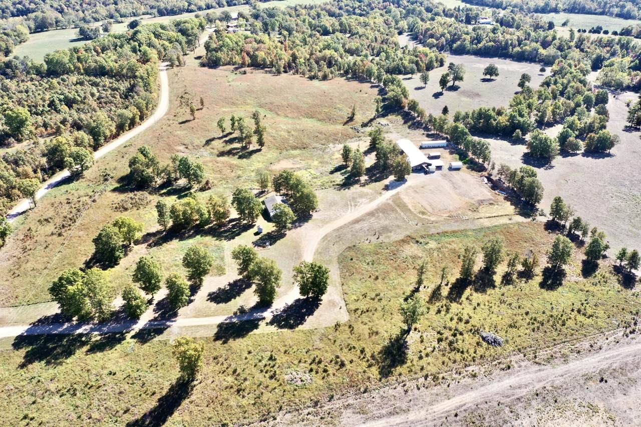 7626 County Road 9580 - Photo 1