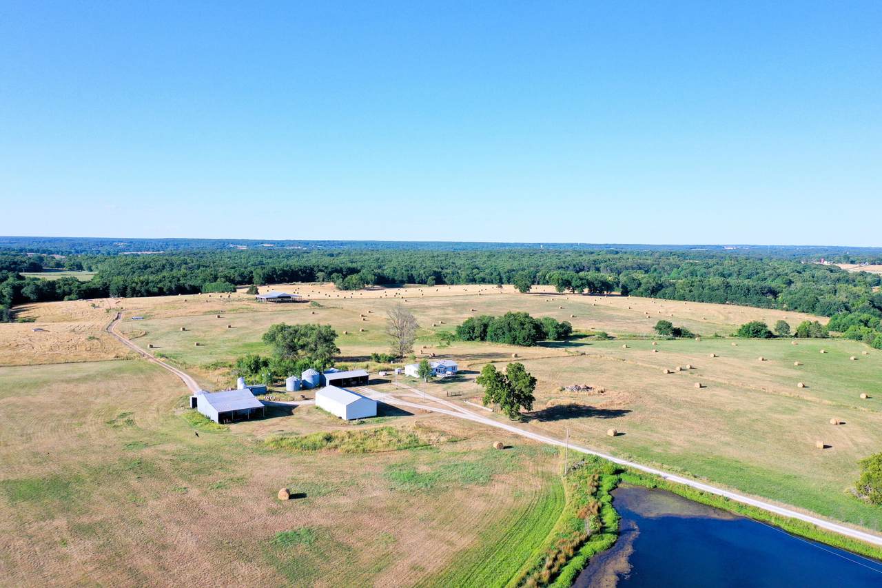 75 344th Road - Photo 1