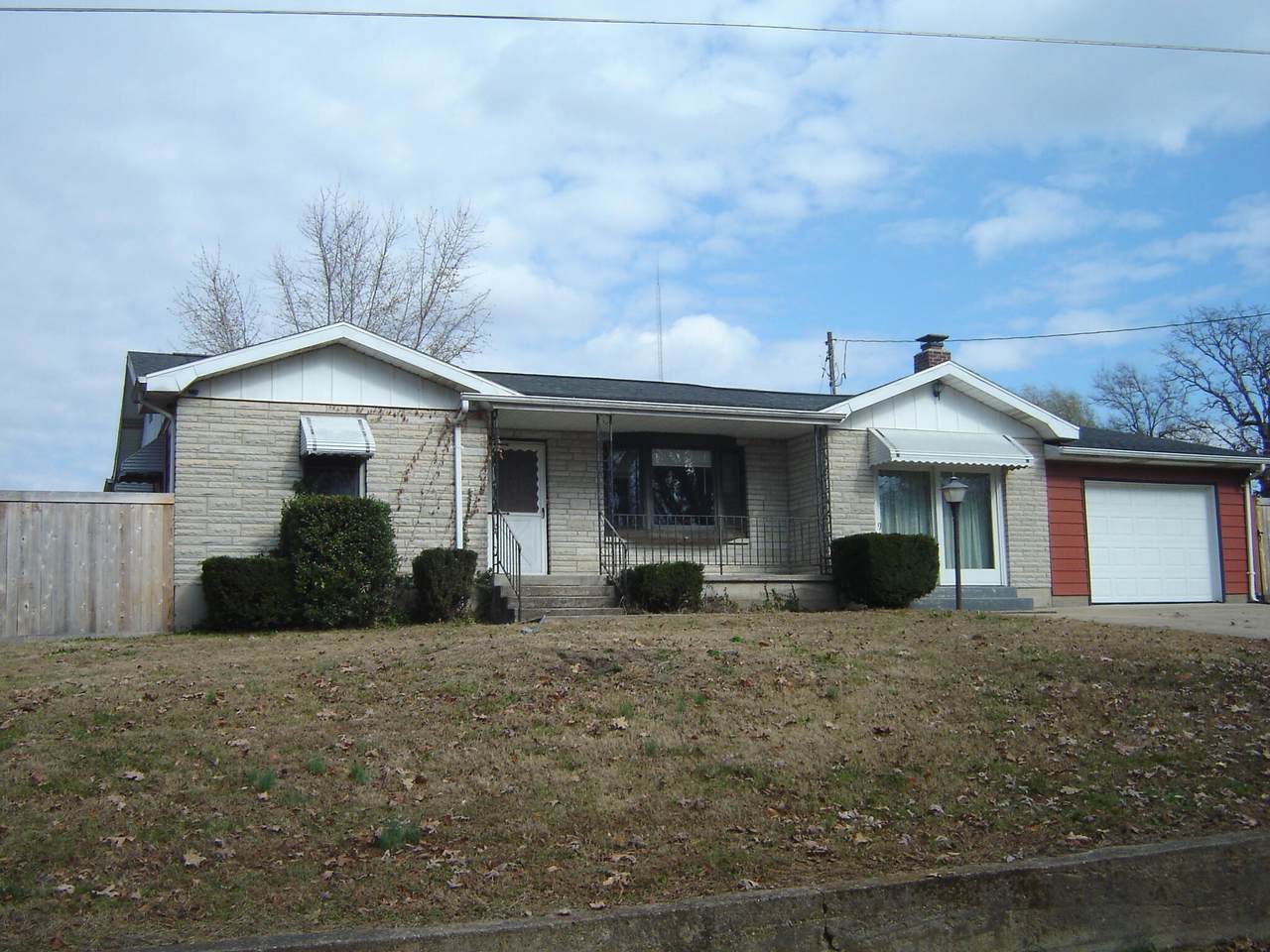 16735 Sunset Drive - Photo 1