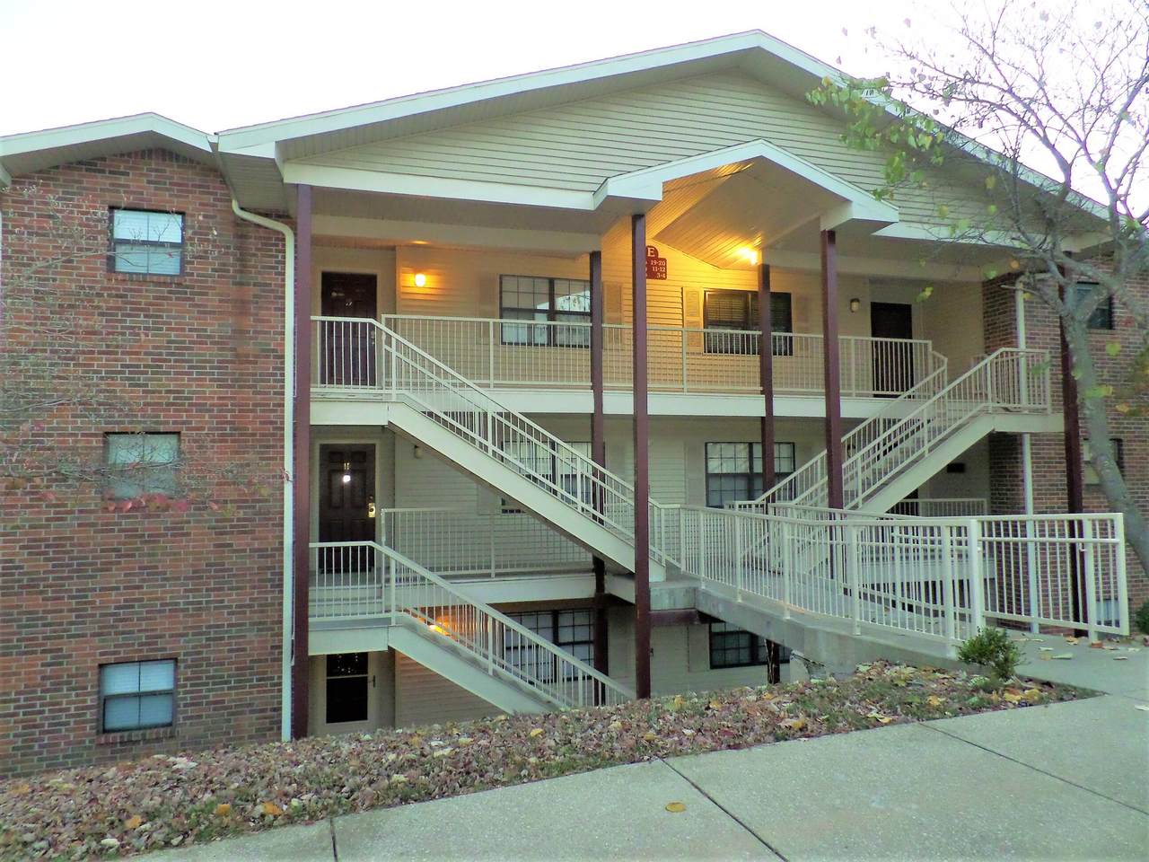 350 Wildwood Drive - Photo 1