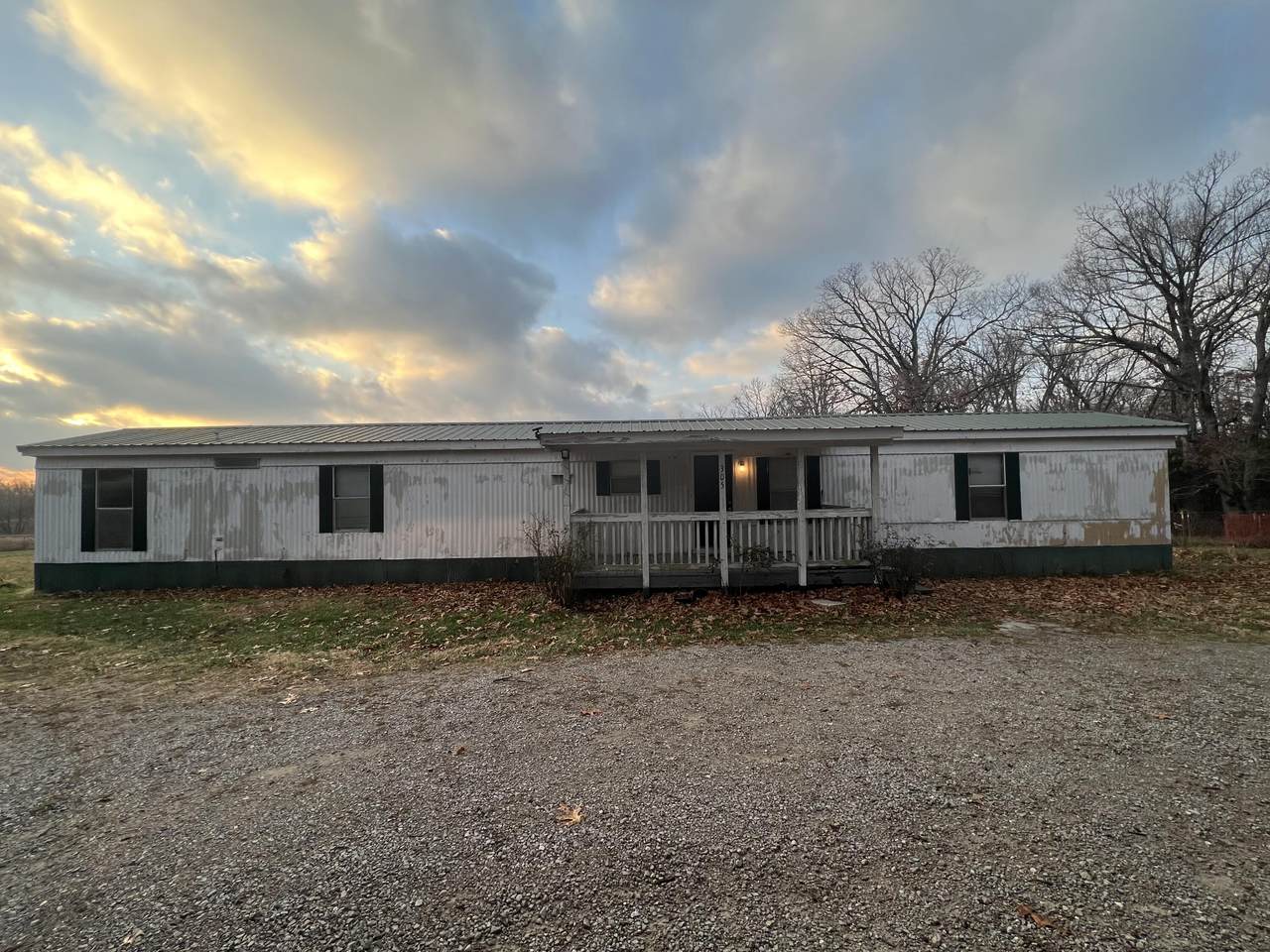 305 Cedar Street - Photo 1