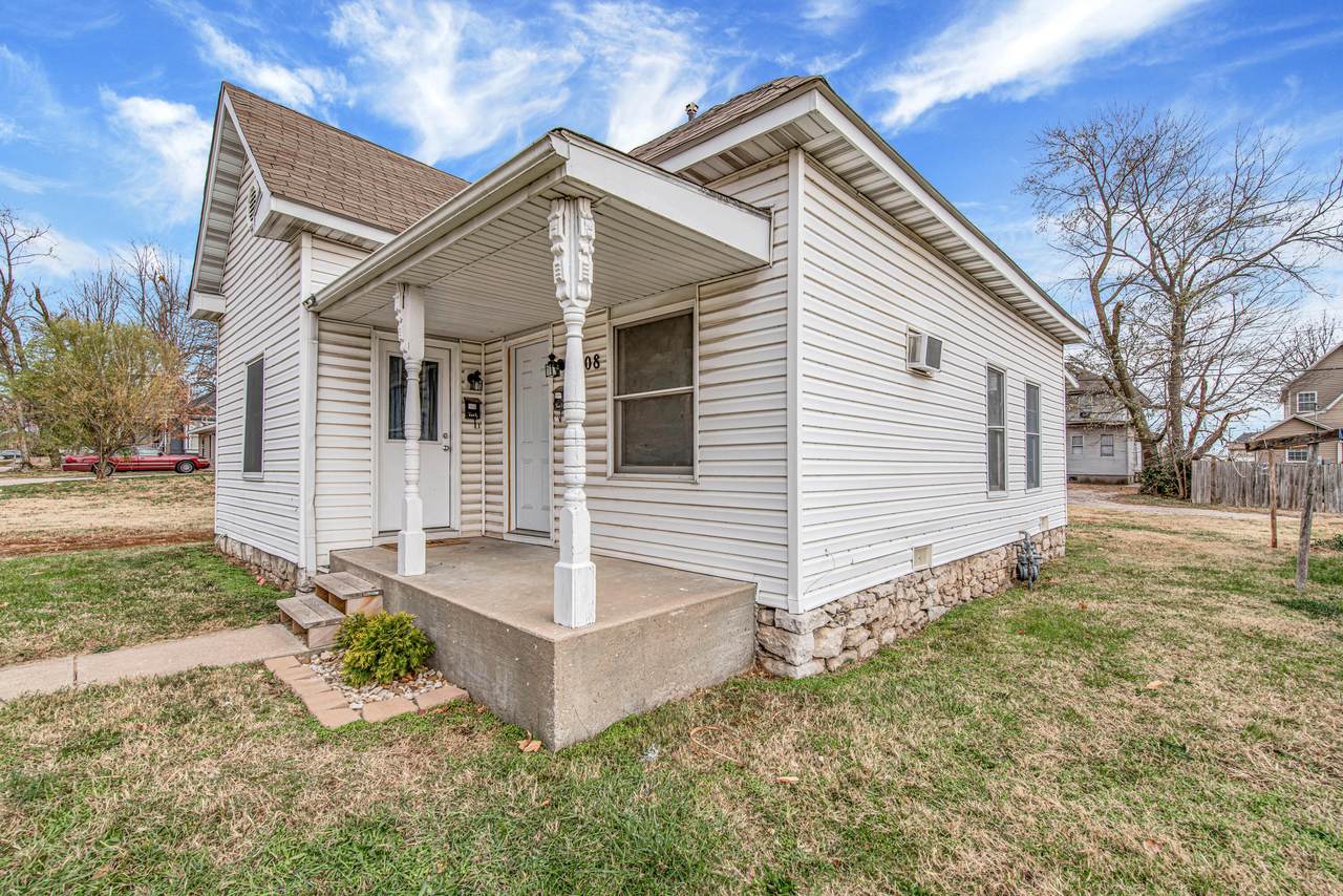 808-A & B Concord Avenue - Photo 1