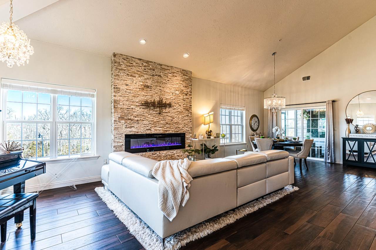 109 Rue De Villas Circle - Photo 1