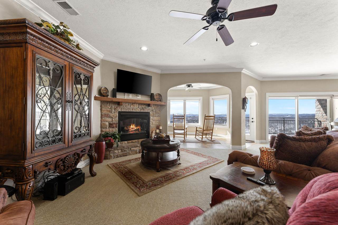 99 Royal Vista Drive - Photo 1