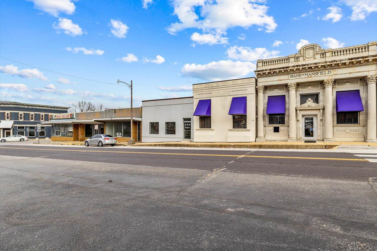 106 Commercial Street - Photo 1