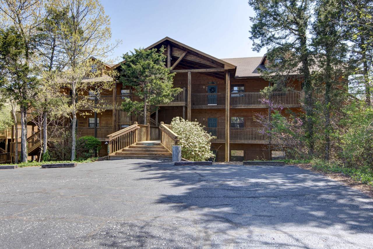 24 Village Trail - Photo 1