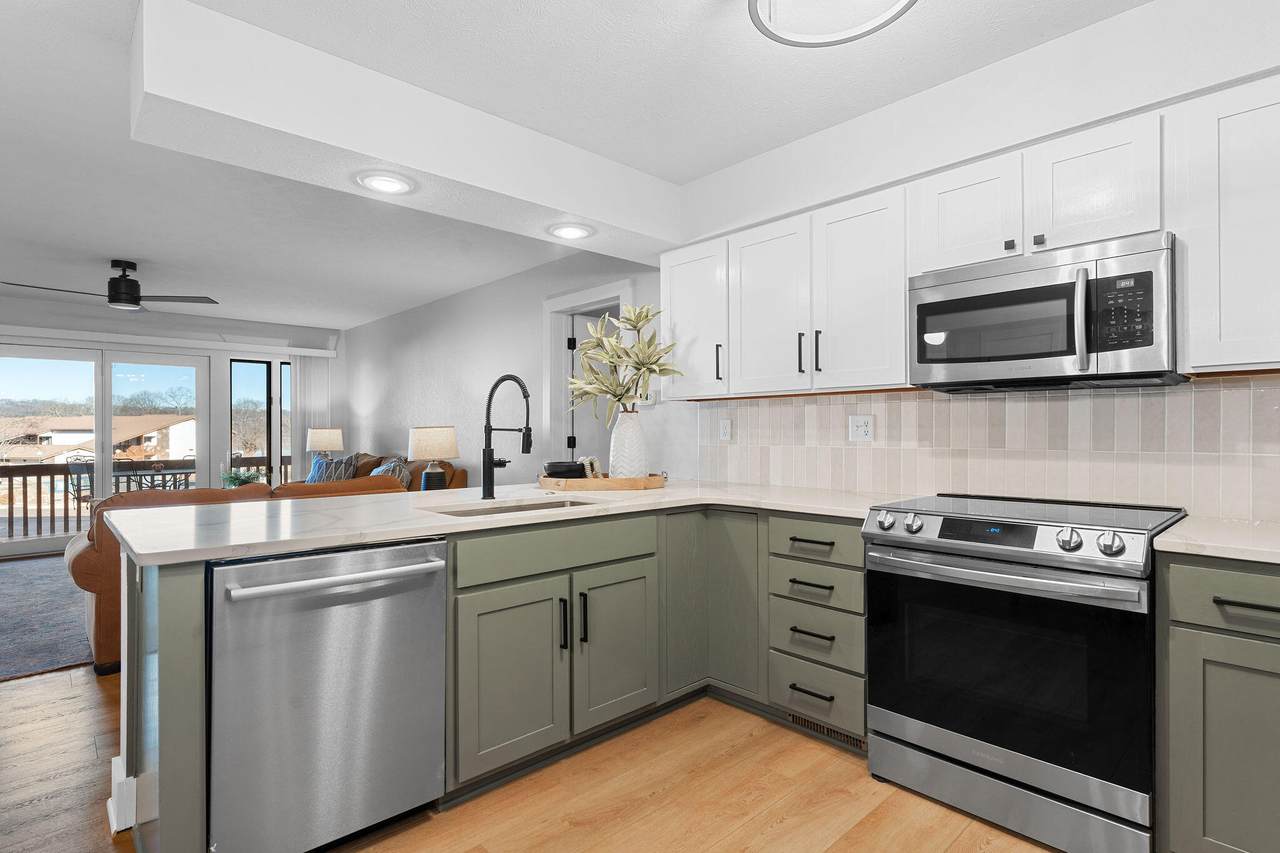 1701 Paradise Landing Road - Photo 1