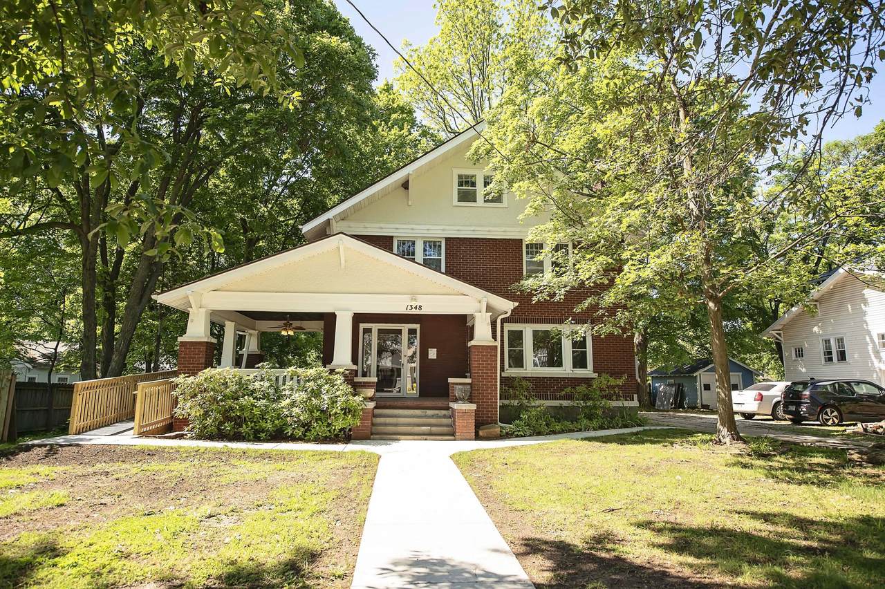 1348 Cherry Street - Photo 1