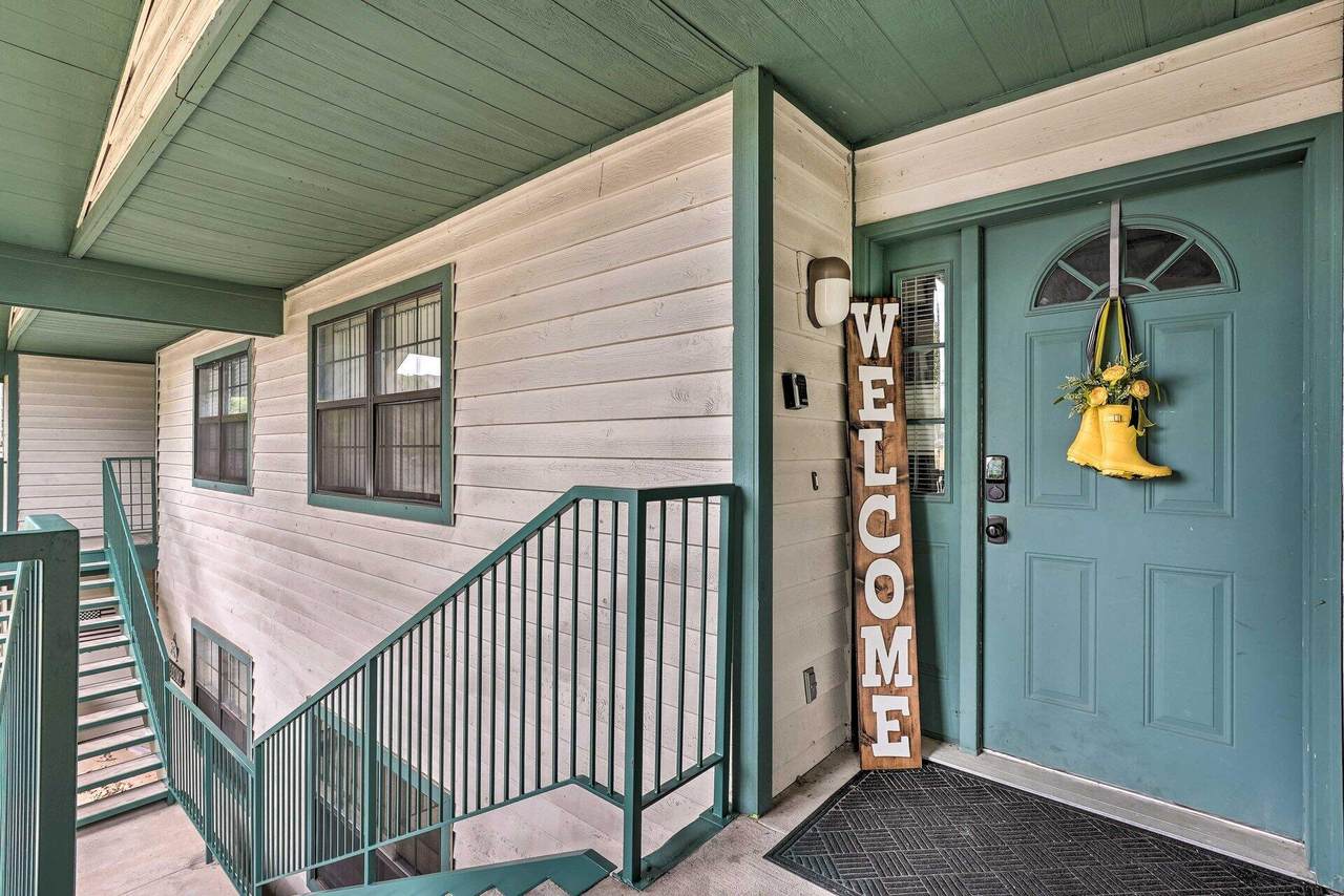 2700 Green Mountain Drive - Photo 1