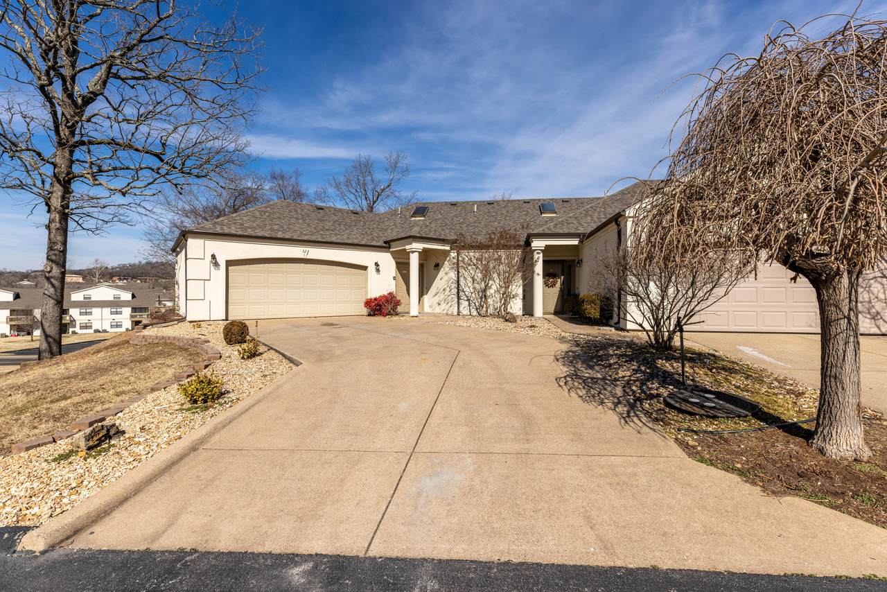 147 Grandview Drive - Photo 1