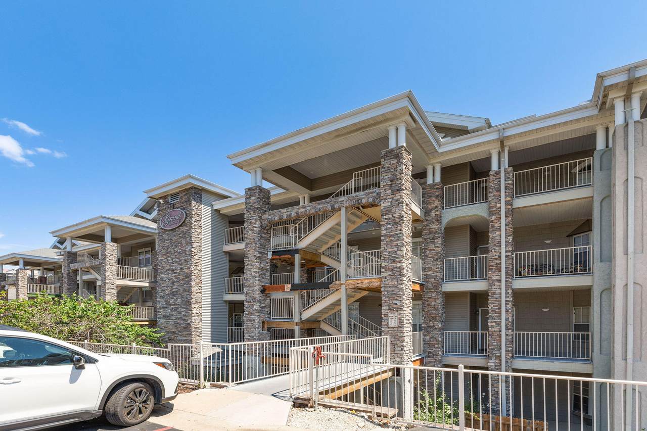 200 Glory Road - Photo 1