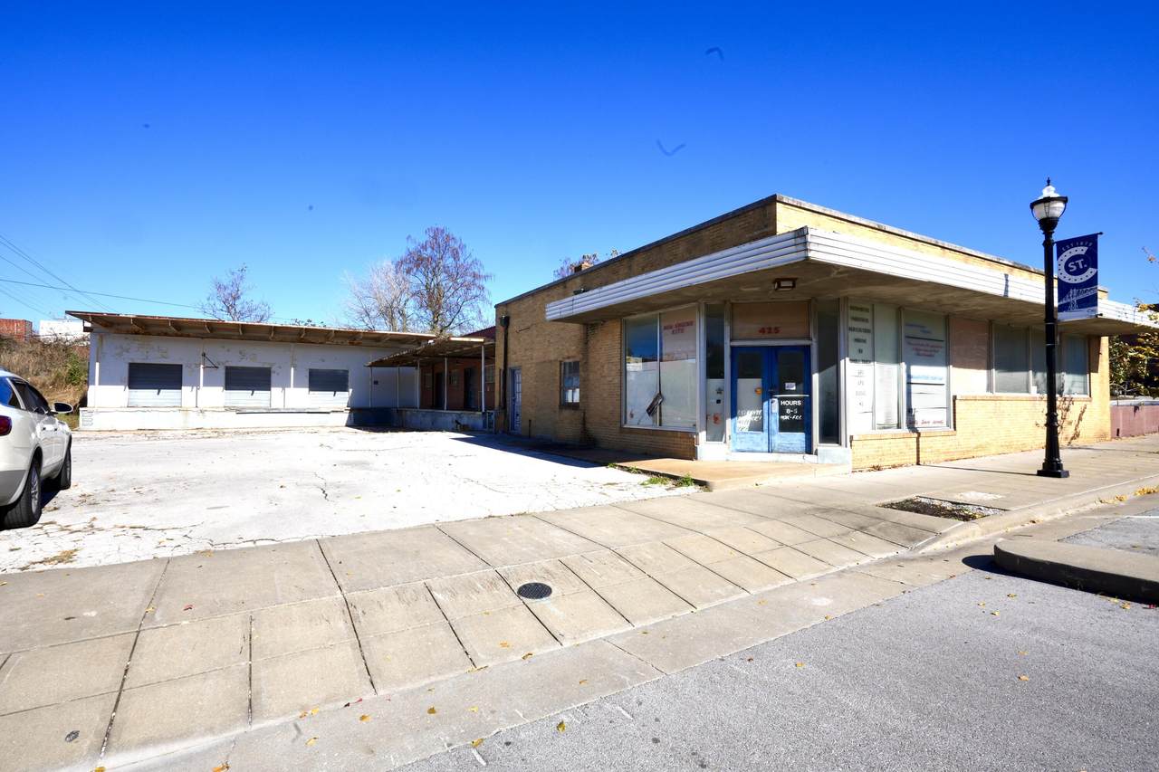 425 Commercial Street - Photo 1