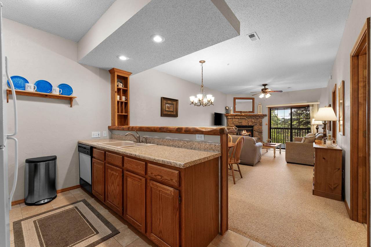 100 Village Trail - Photo 1