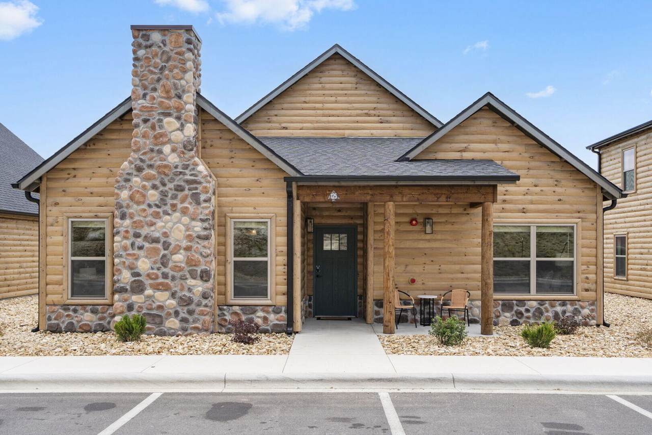 125 Indian Summer Lane - Photo 1