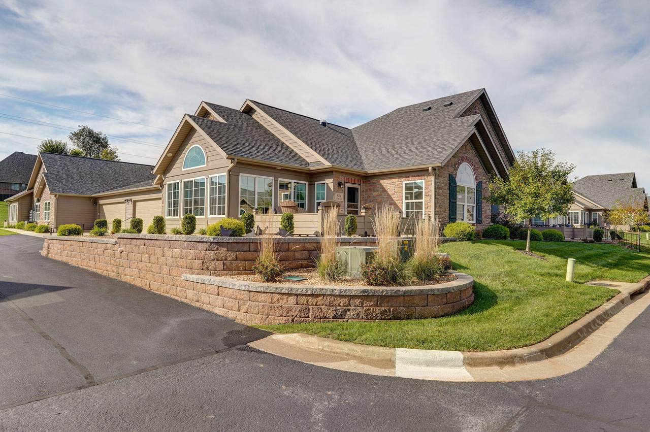 824 Kings Mead Circle - Photo 1