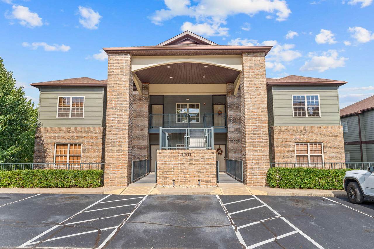 1101 Golf Drive - Photo 1