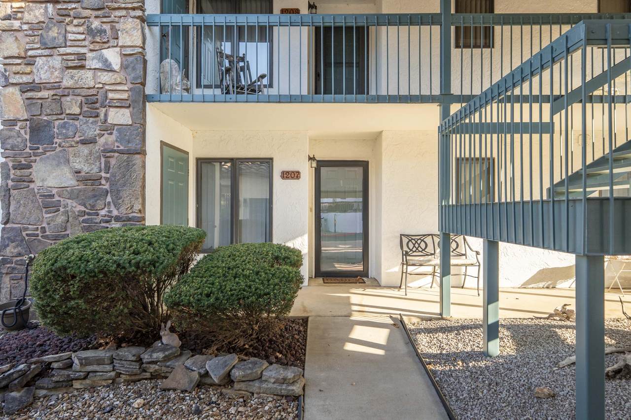 1207 Paradise Landing Road - Photo 1