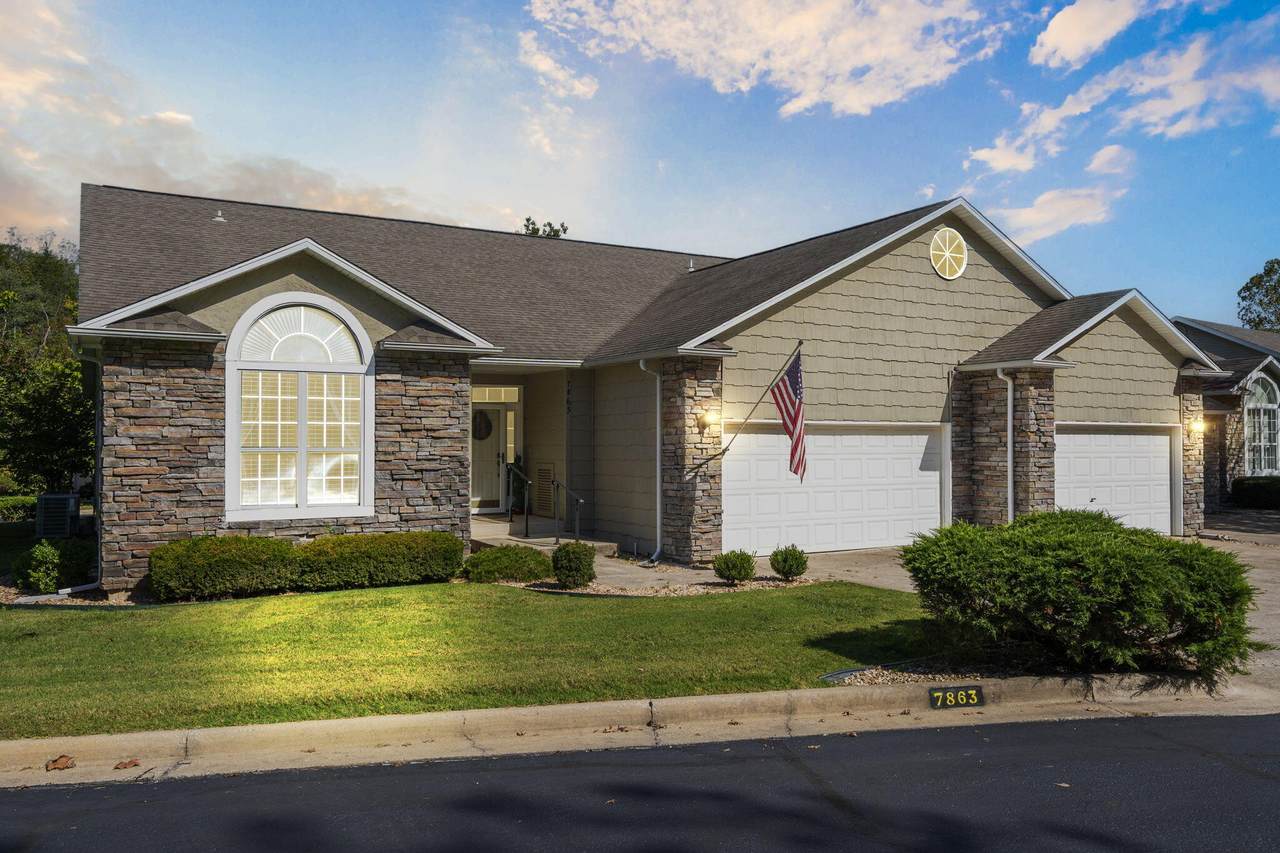 7863 Cozy Cove Road - Photo 1