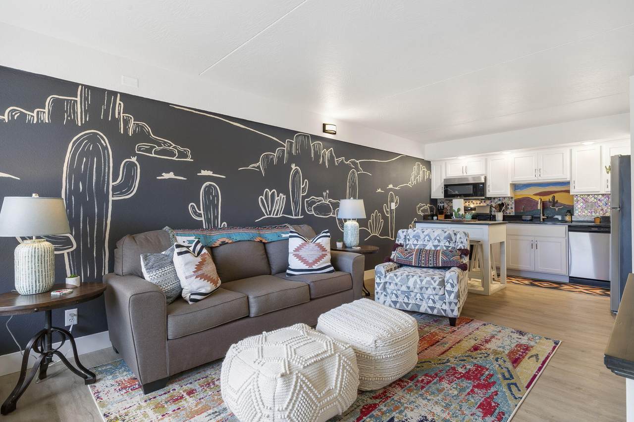 403 Veterans Boulevard - Photo 1