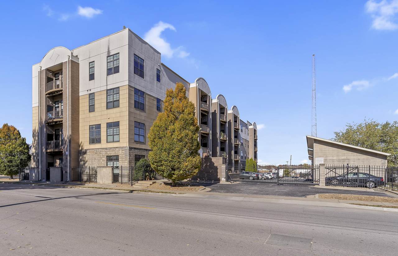 623 Walnut Street - Photo 1