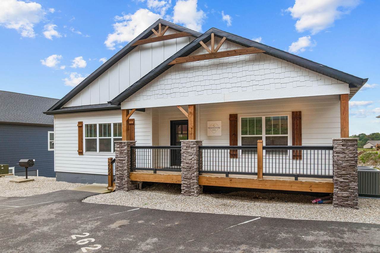 262 David Shawn Drive - Photo 1