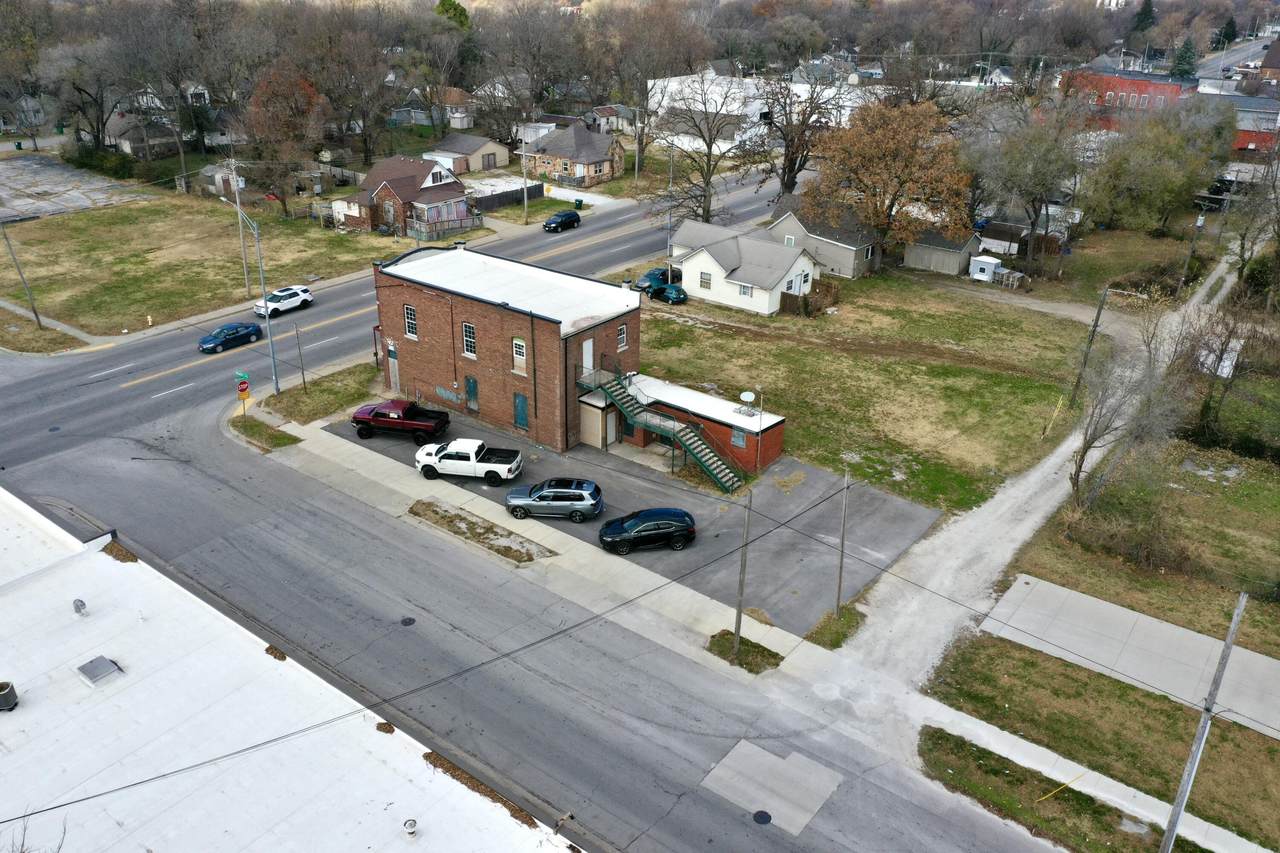 2000 National Avenue - Photo 1