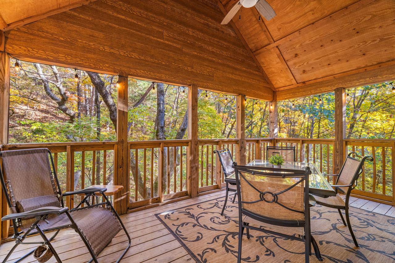 217 Baldknobber Drive - Photo 1