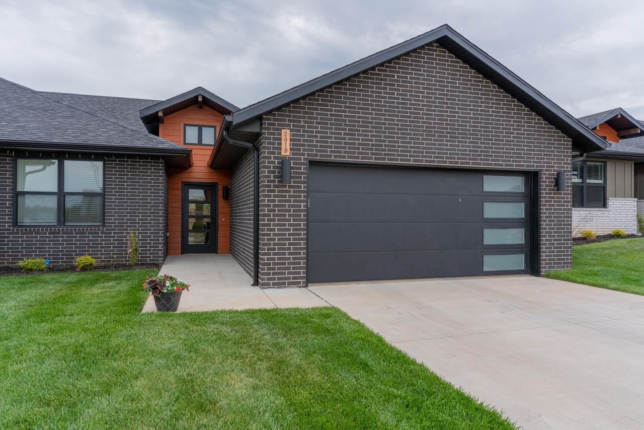 5955 Farm Road 163 - Photo 1