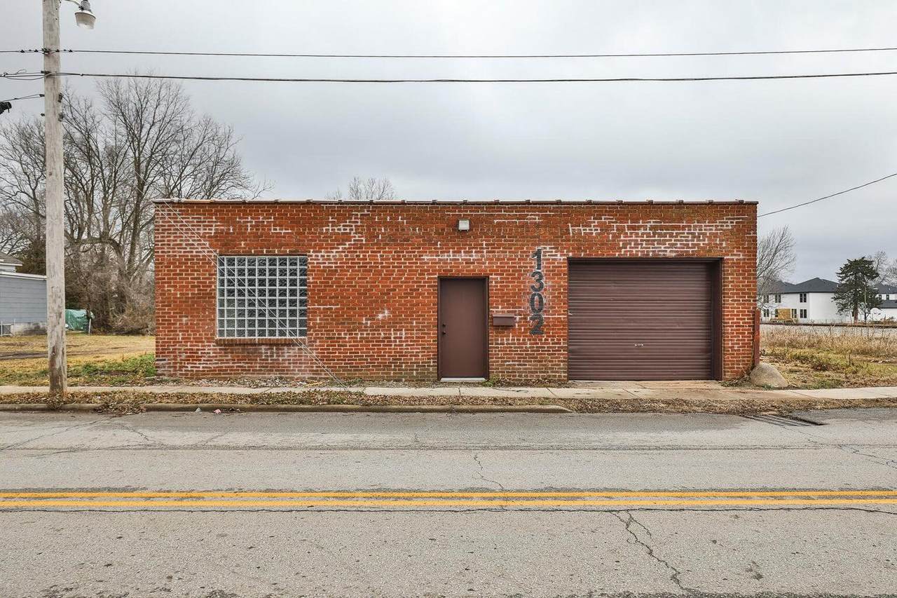1302 Blaine Street - Photo 1