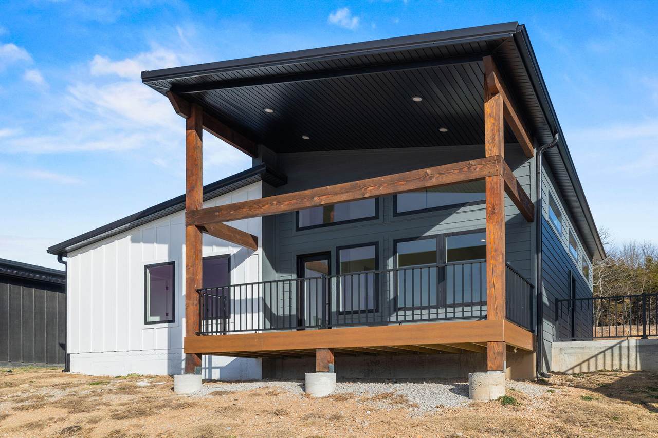 20 Teak Drive - Photo 1