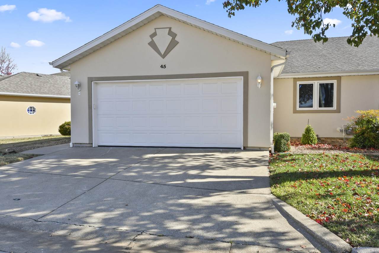 3925 South Jefferson Avenue - Photo 1