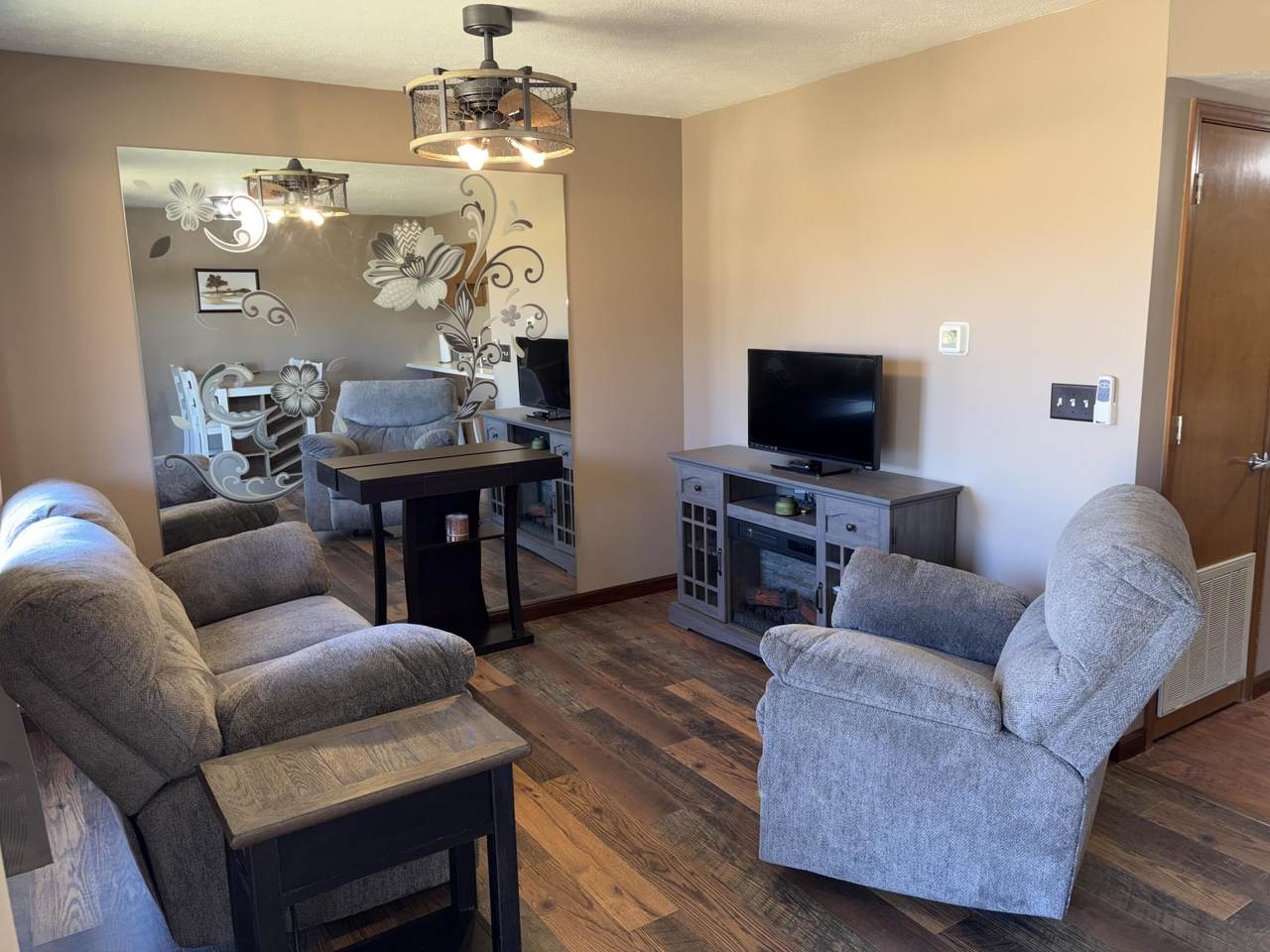 243 Clubhouse Drive - Photo 1