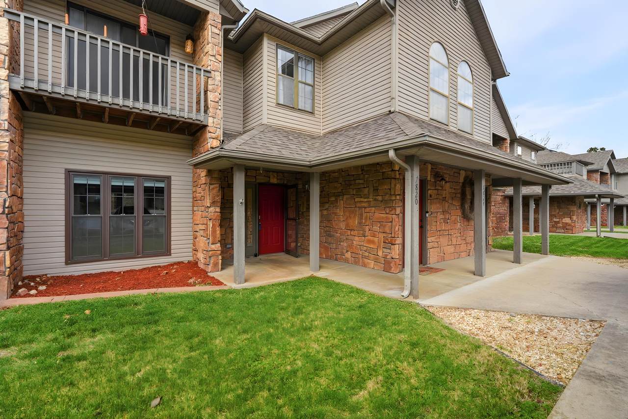 7820 Cozy Cove Road - Photo 1