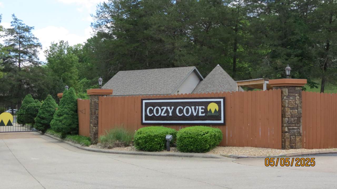 7808 Cozy Cove Road - Photo 1