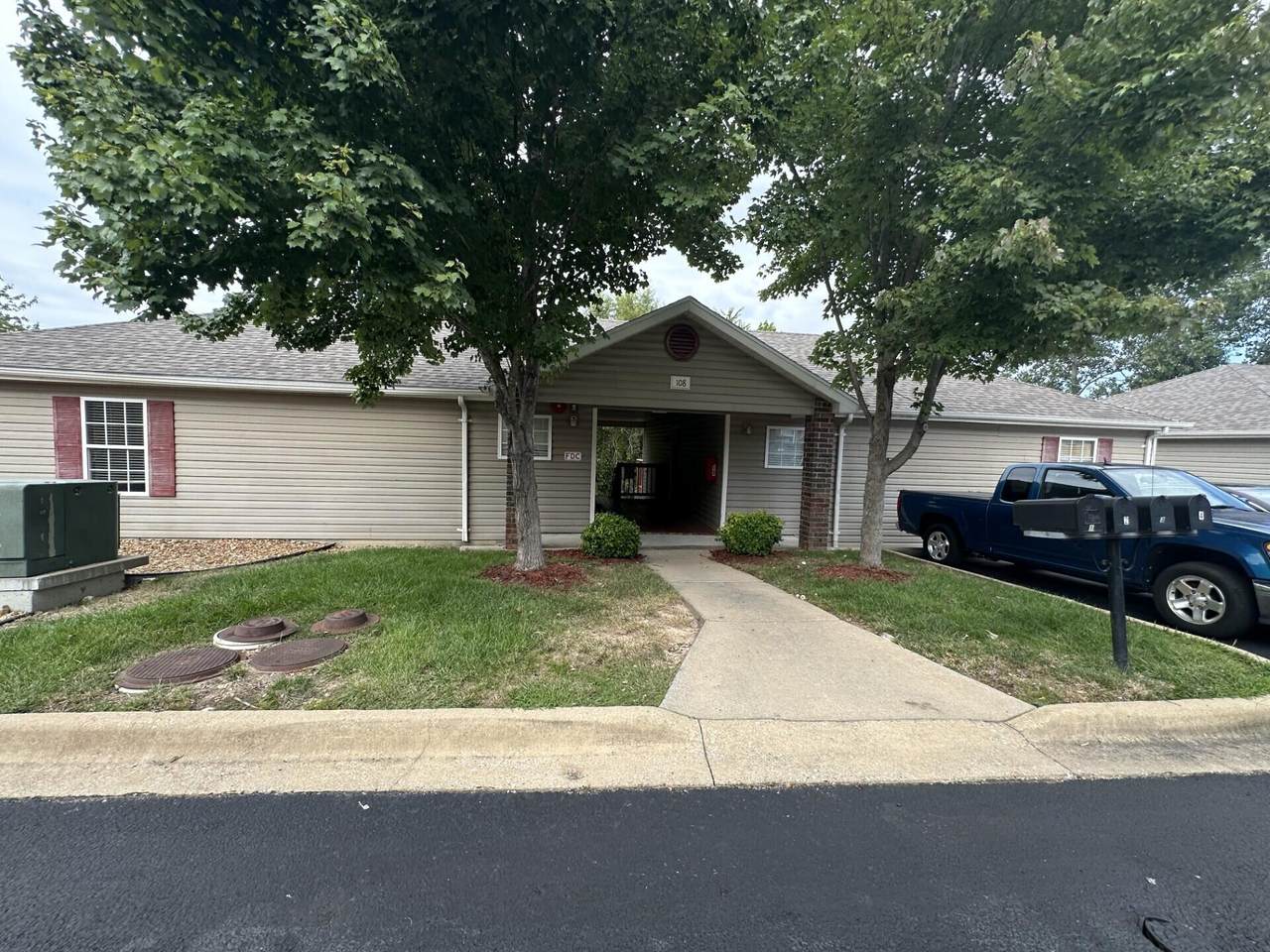 108 Garden Circle - Photo 1