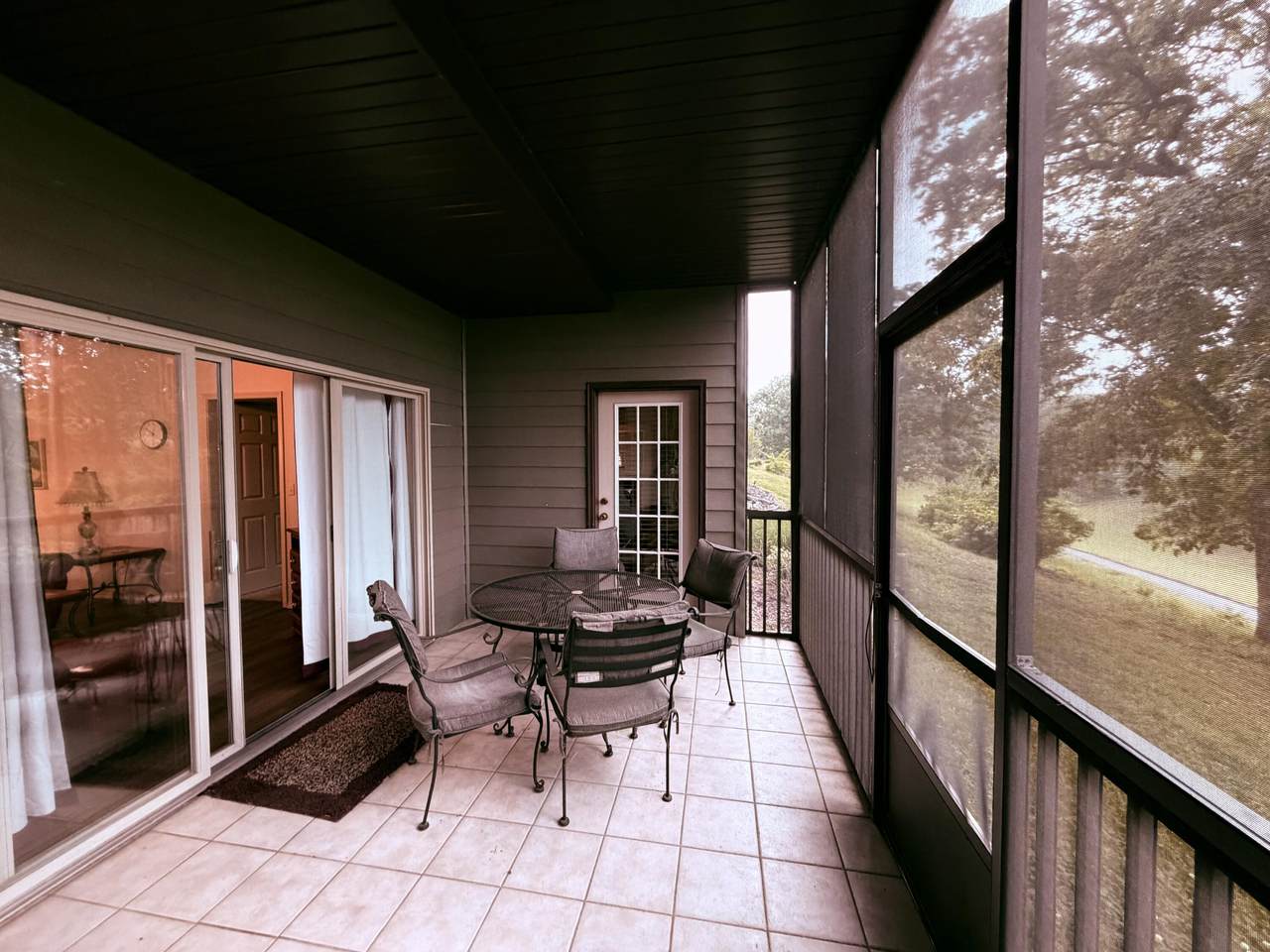 https://bt-photos.global.ssl.fastly.net/springmo/1280_boomver_1_60324116-2.jpg