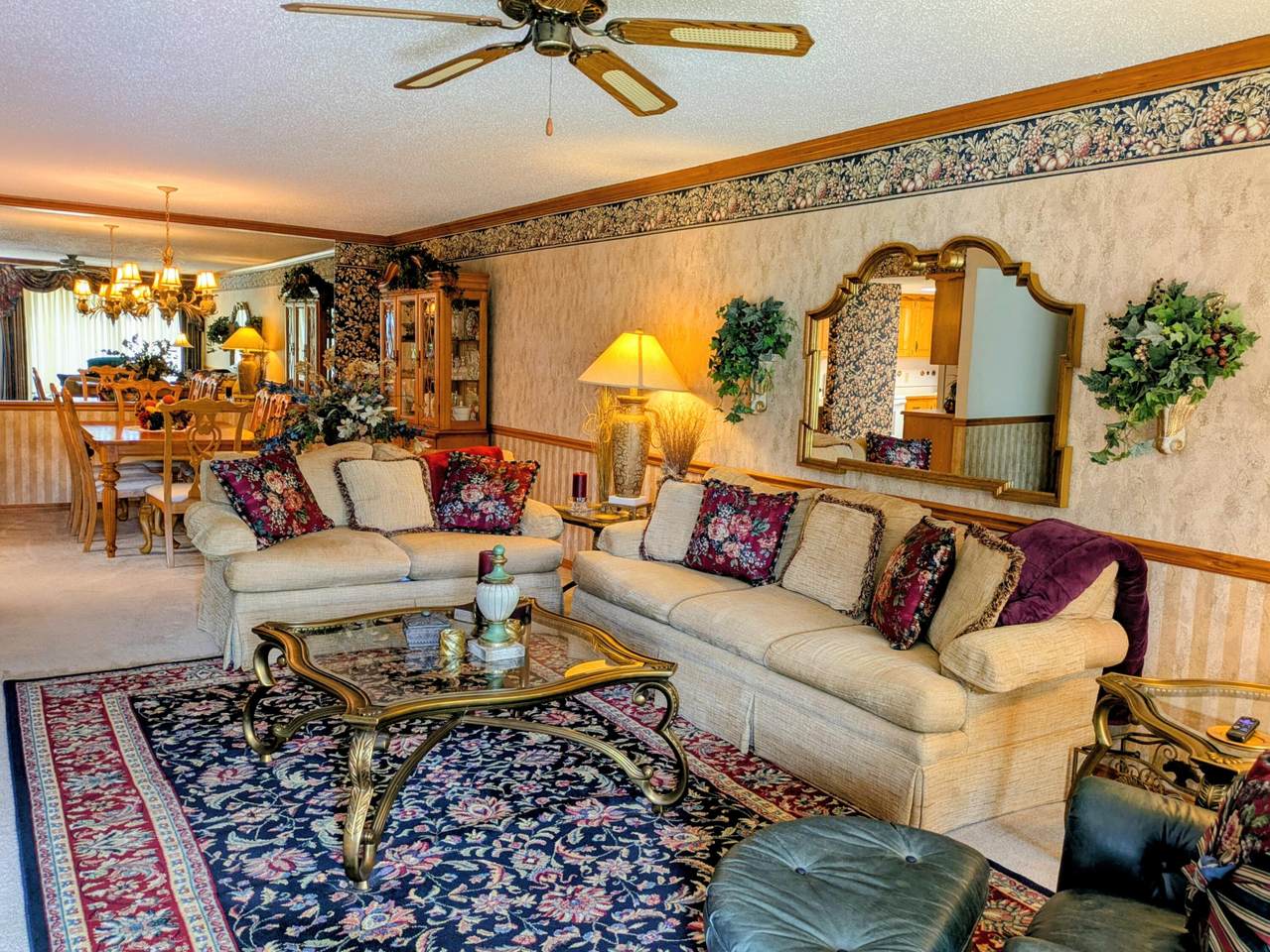 https://bt-photos.global.ssl.fastly.net/springmo/1280_boomver_1_60324547-2.jpg