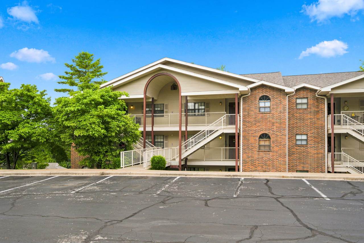350 Wildwood Drive - Photo 1