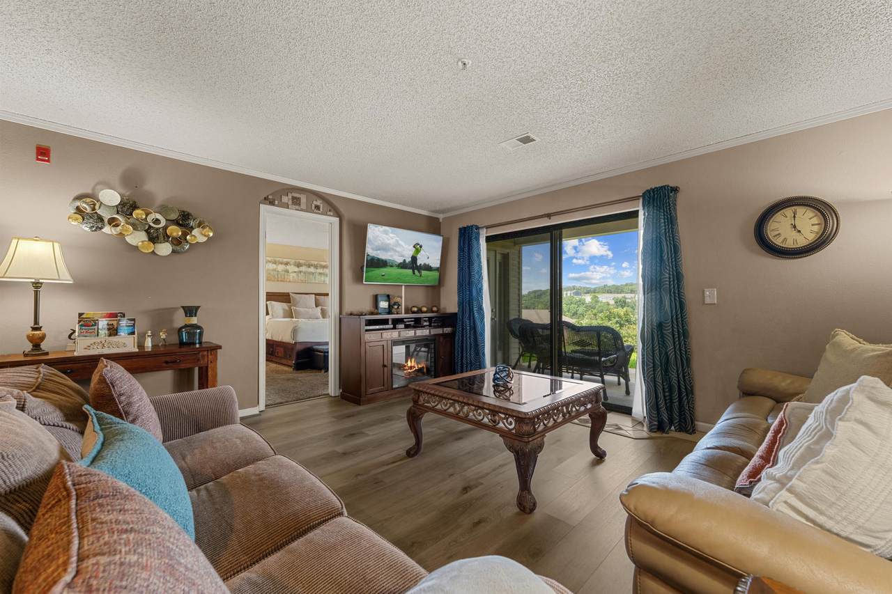 350 Wildwood Drive - Photo 1