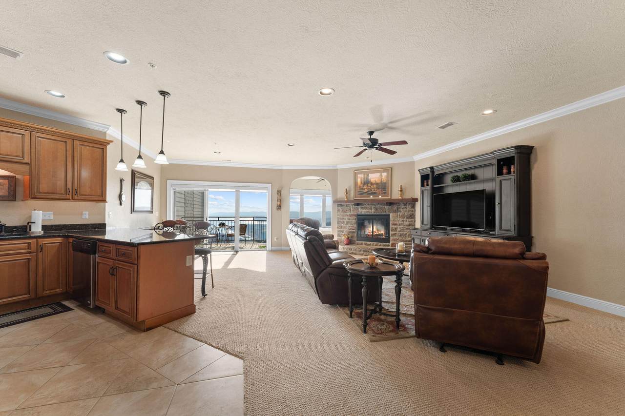 130 Royal Vista Drive - Photo 1