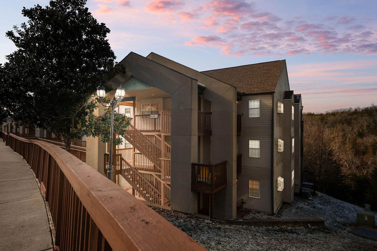 13 Woodpecker Lane - Photo 1