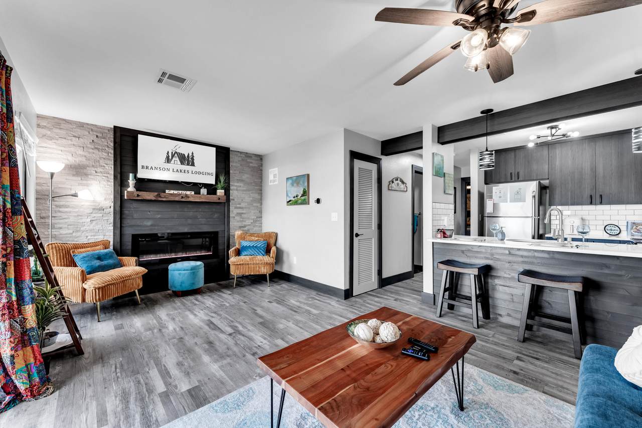 180 Lake Club Drive - Photo 1