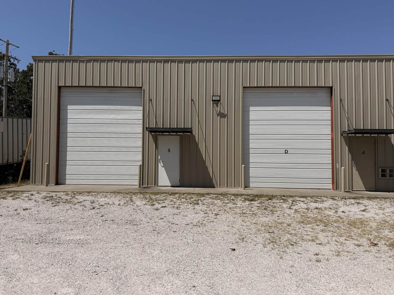2369 Outer Road Units 4-5 - Photo 1