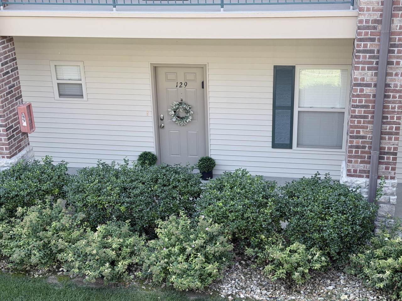 325 Majestic Drive - Photo 1