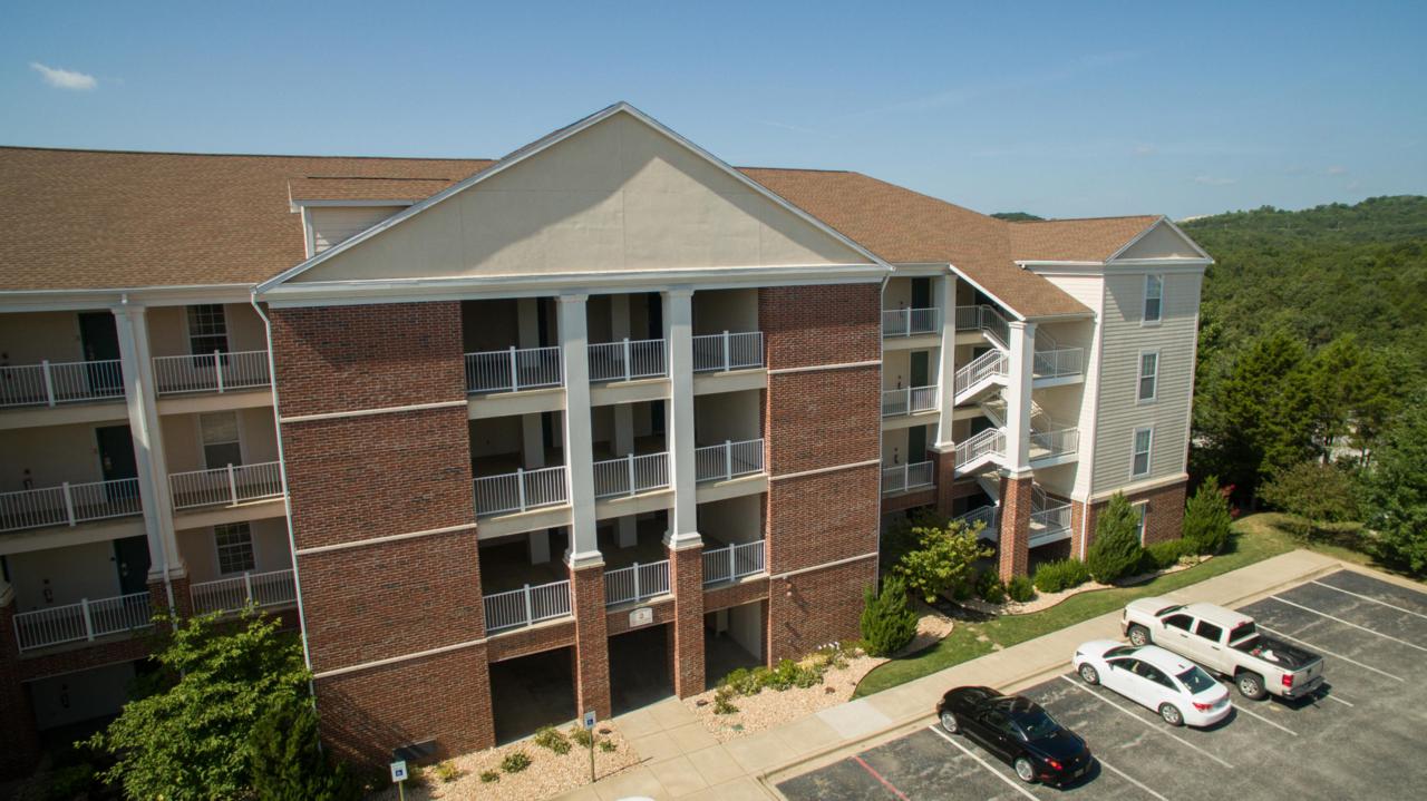 201 Prairie Dunes Drive - Photo 1