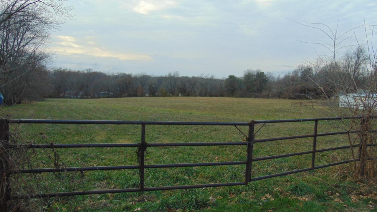 000 Baden Avenue - Photo 1